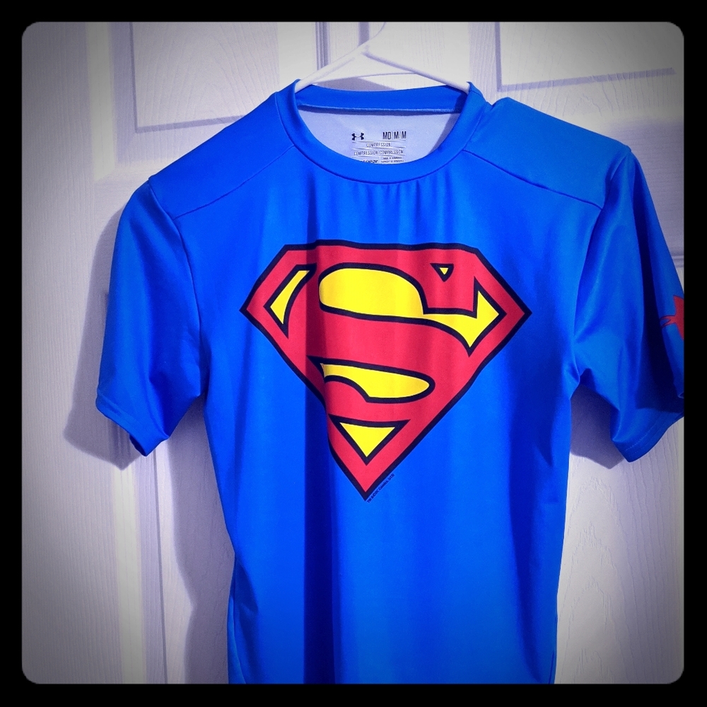 Men's medium under armour Superman